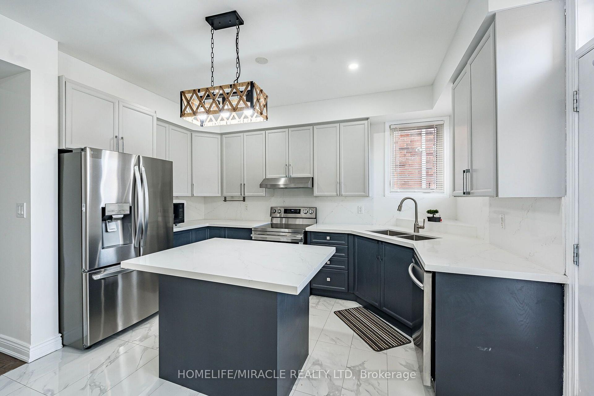 Photo 18 of 354 Panhellenic Drive, Mississauga, Meadowvale Village — HOMEH