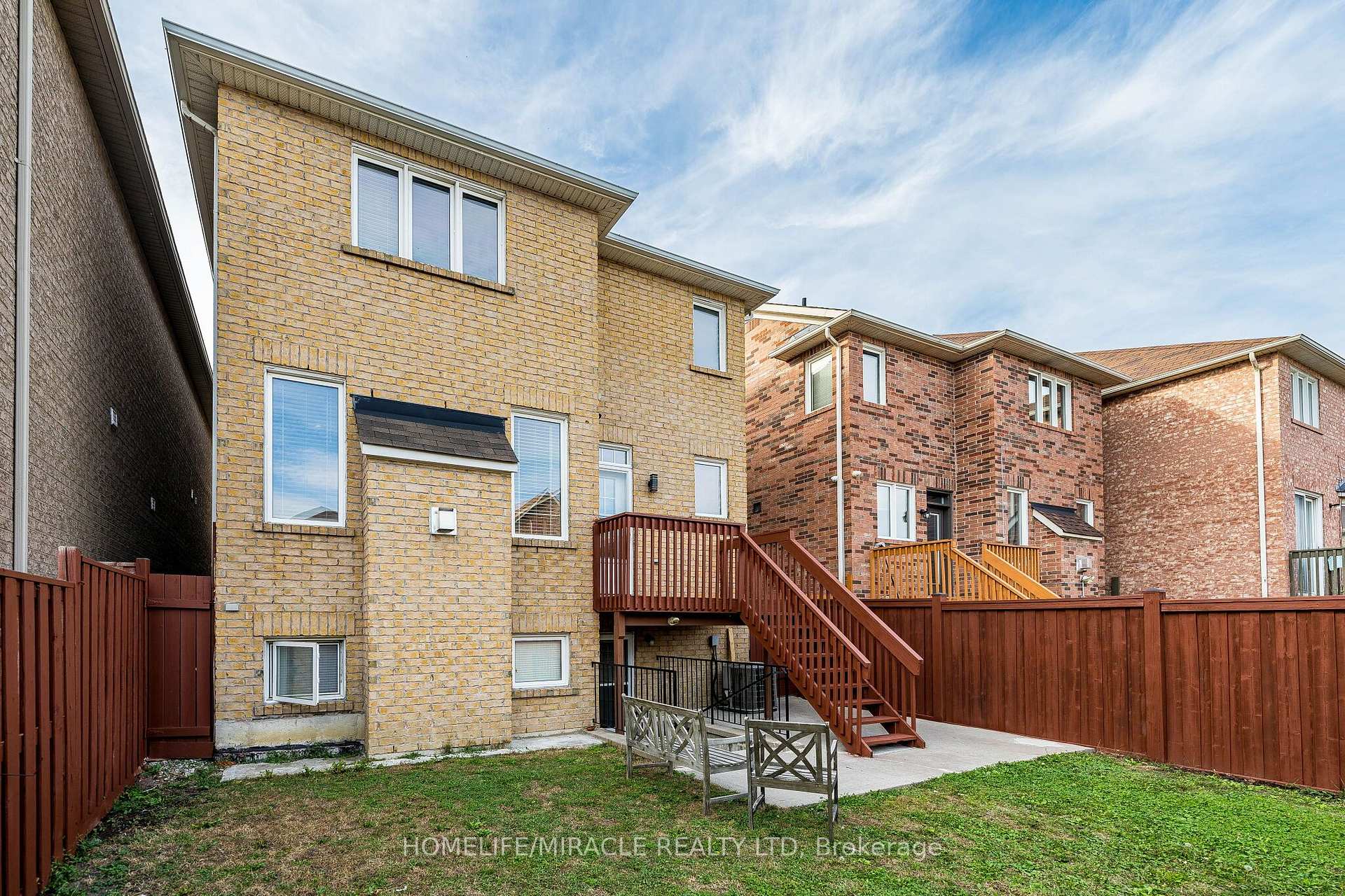 Photo 56 of 354 Panhellenic Drive, Mississauga, Meadowvale Village — HOMEH