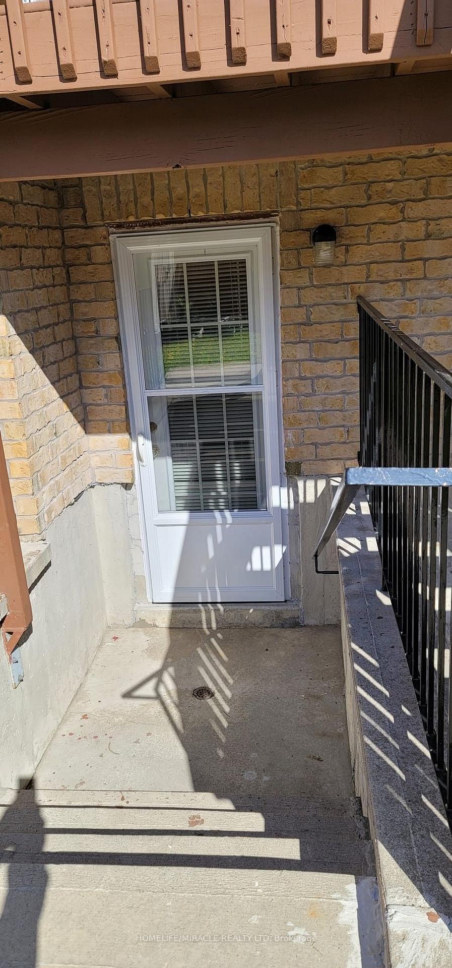 Photo 48 of 354 Panhellenic Drive, Mississauga, Meadowvale Village — HOMEH