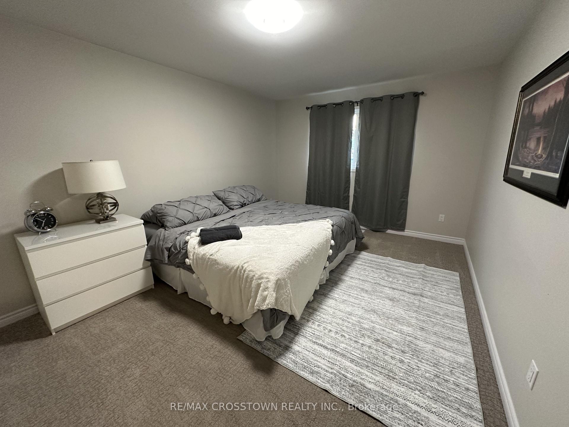 Photo 15 of 64 Marshall Street, Barrie, Allandale Heights — HOMEH