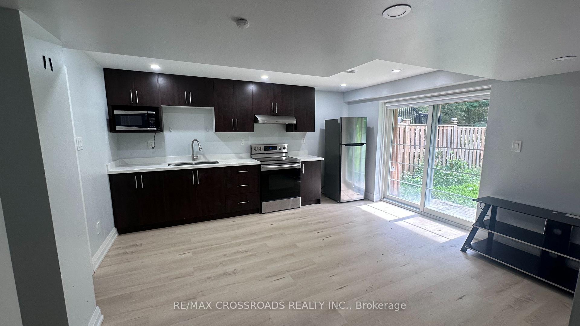 Photo 1 of 2388 Dress Circle Crescent, Oshawa, Windfields — HOMEH