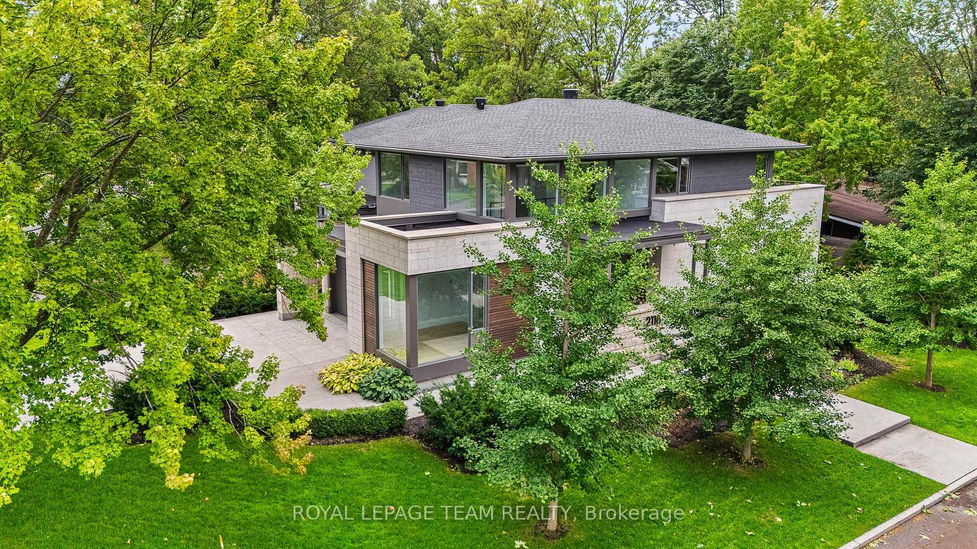Photo 2 of 2118 Westbourne Avenue, Ottawa, McKellar Heights/Glabar Park — HOMEH