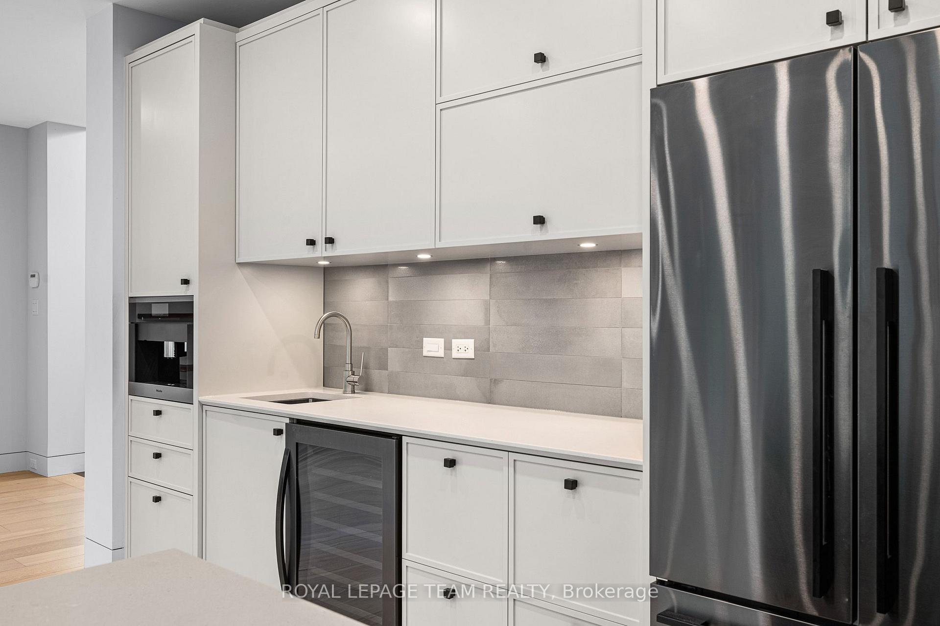 Photo 15 of 2118 Westbourne Avenue, Ottawa, McKellar Heights/Glabar Park — HOMEH