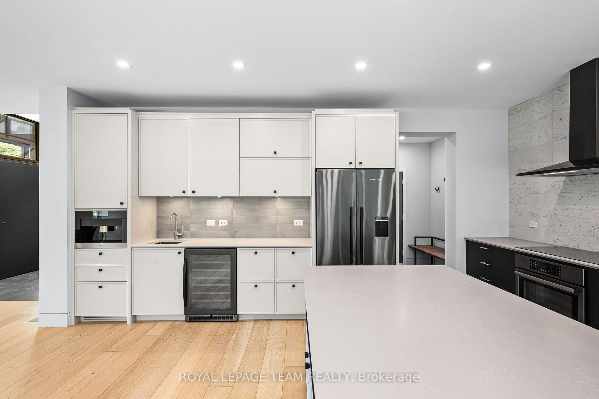 Photo 20 of 2118 Westbourne Avenue, Ottawa, McKellar Heights/Glabar Park — HOMEH