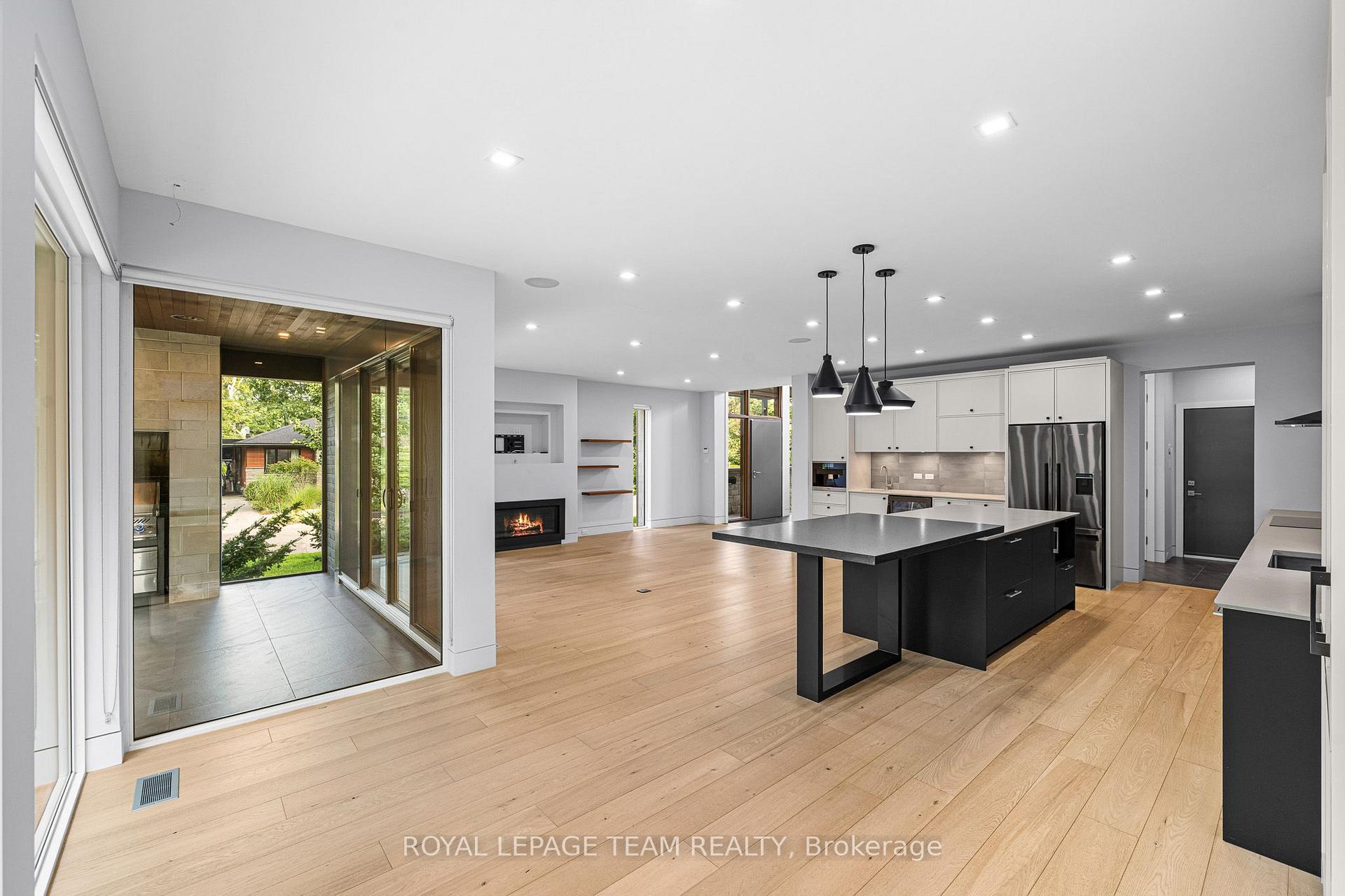 Photo 25 of 2118 Westbourne Avenue, Ottawa, McKellar Heights/Glabar Park — HOMEH
