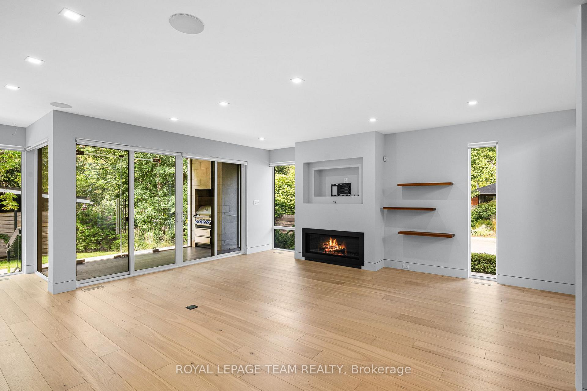 Photo 27 of 2118 Westbourne Avenue, Ottawa, McKellar Heights/Glabar Park — HOMEH