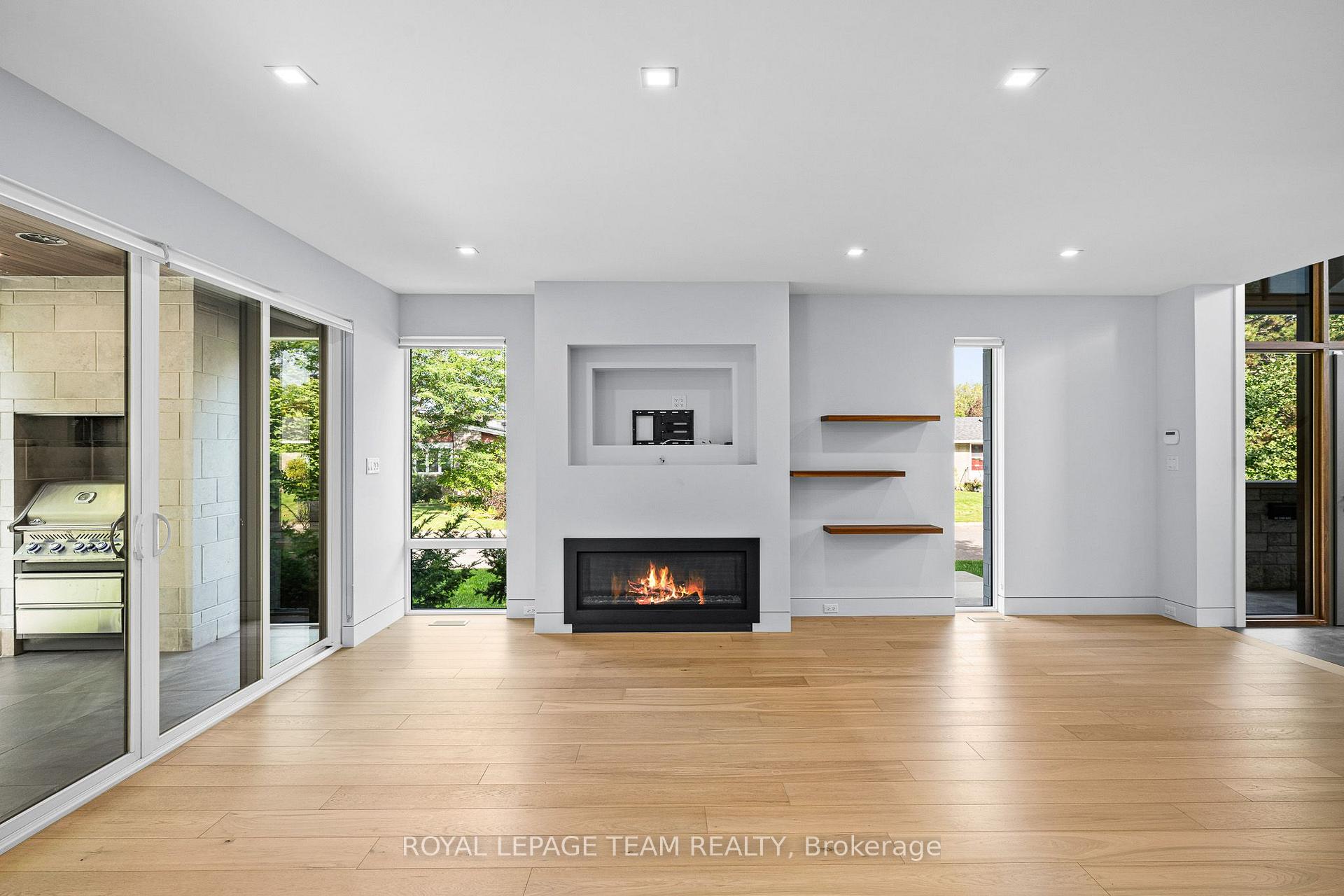 Photo 28 of 2118 Westbourne Avenue, Ottawa, McKellar Heights/Glabar Park — HOMEH