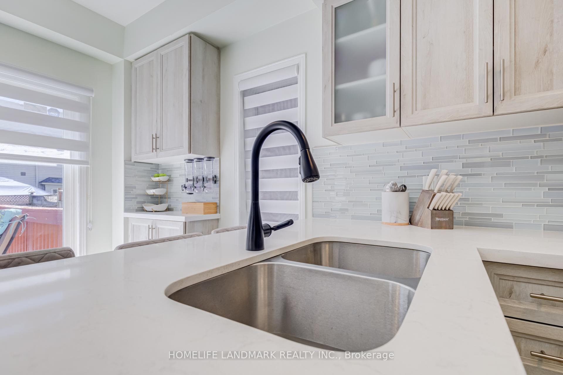 Photo 11 of 111 Knowles Drive, Scarborough, Rouge — HOMEH