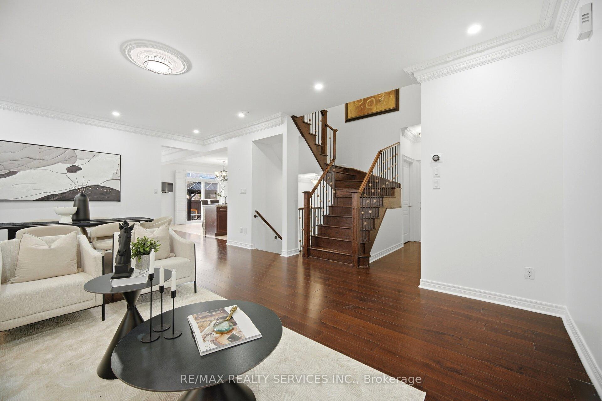 Photo 6 of 6 Snapdragon Square, Brampton, Bram East — HOMEH