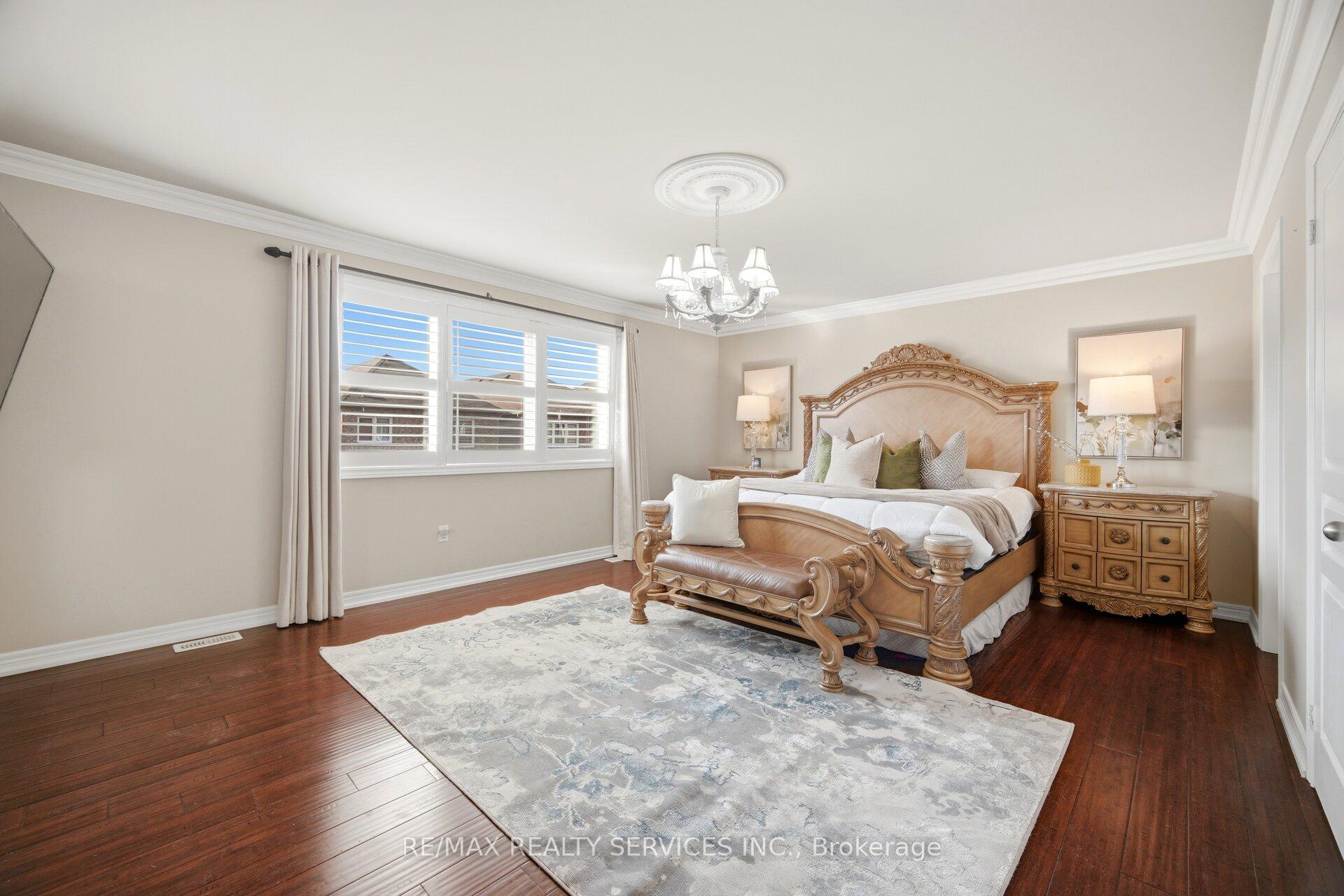 Photo 16 of 6 Snapdragon Square, Brampton, Bram East — HOMEH