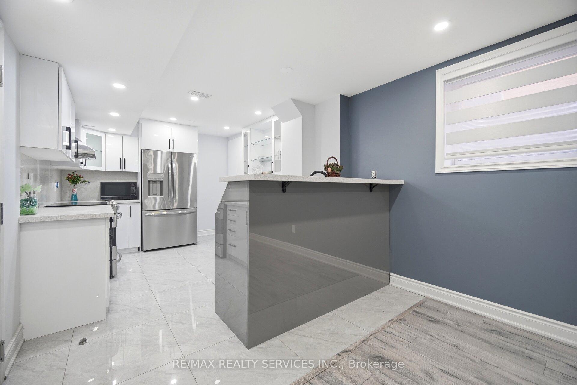 Photo 30 of 6 Snapdragon Square, Brampton, Bram East — HOMEH