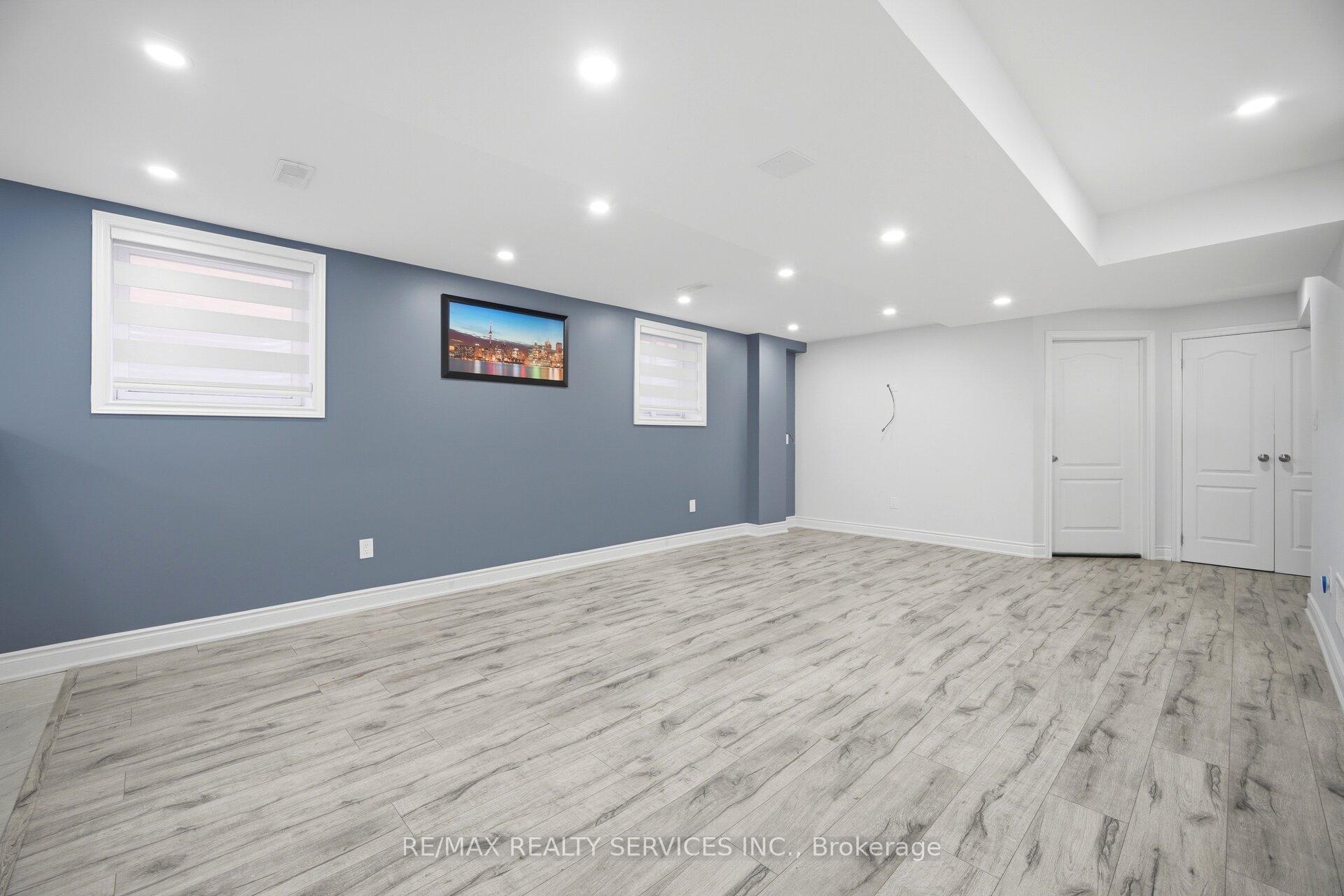 Photo 36 of 6 Snapdragon Square, Brampton, Bram East — HOMEH