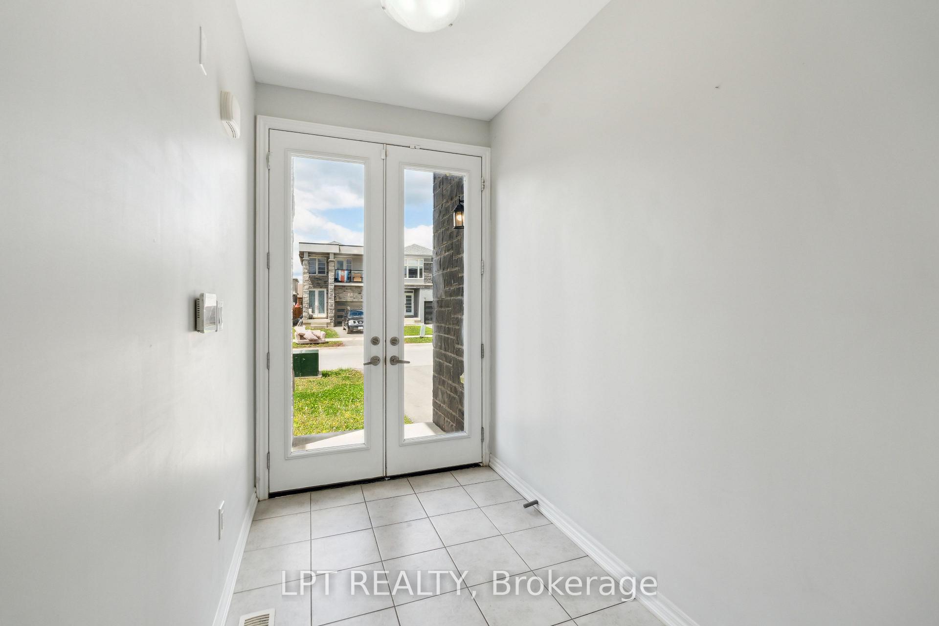 Photo 2 of 217 Louise Street, Welland, Lincoln/Crowland — HOMEH
