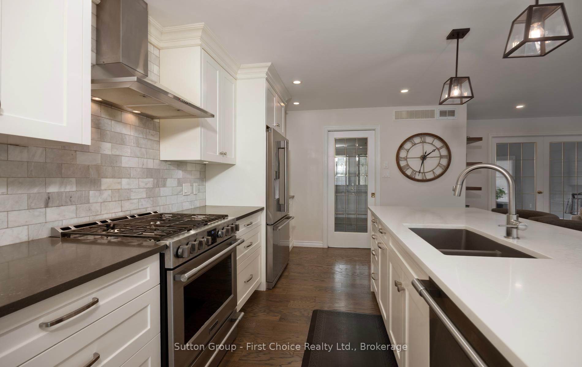 Photo 16 of 259 Briarhill Drive, Stratford — HOMEH