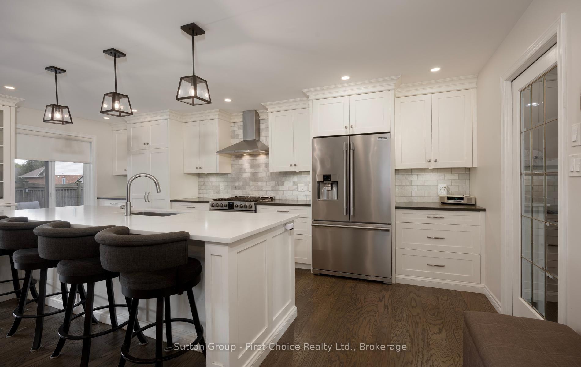 Photo 17 of 259 Briarhill Drive, Stratford — HOMEH