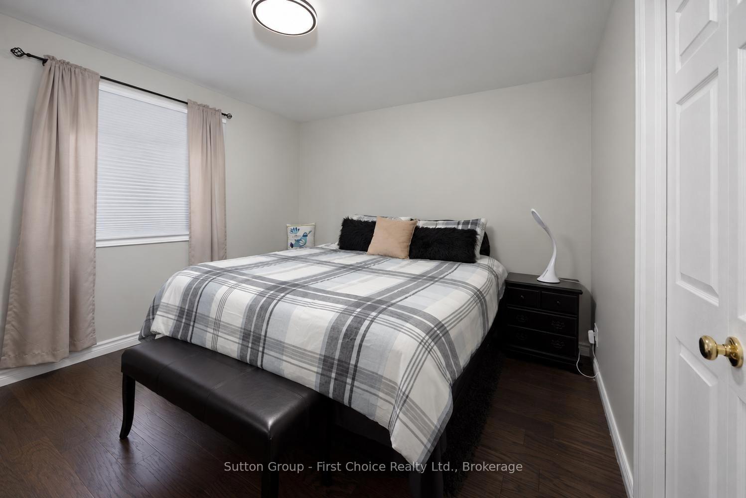 Photo 23 of 259 Briarhill Drive, Stratford — HOMEH