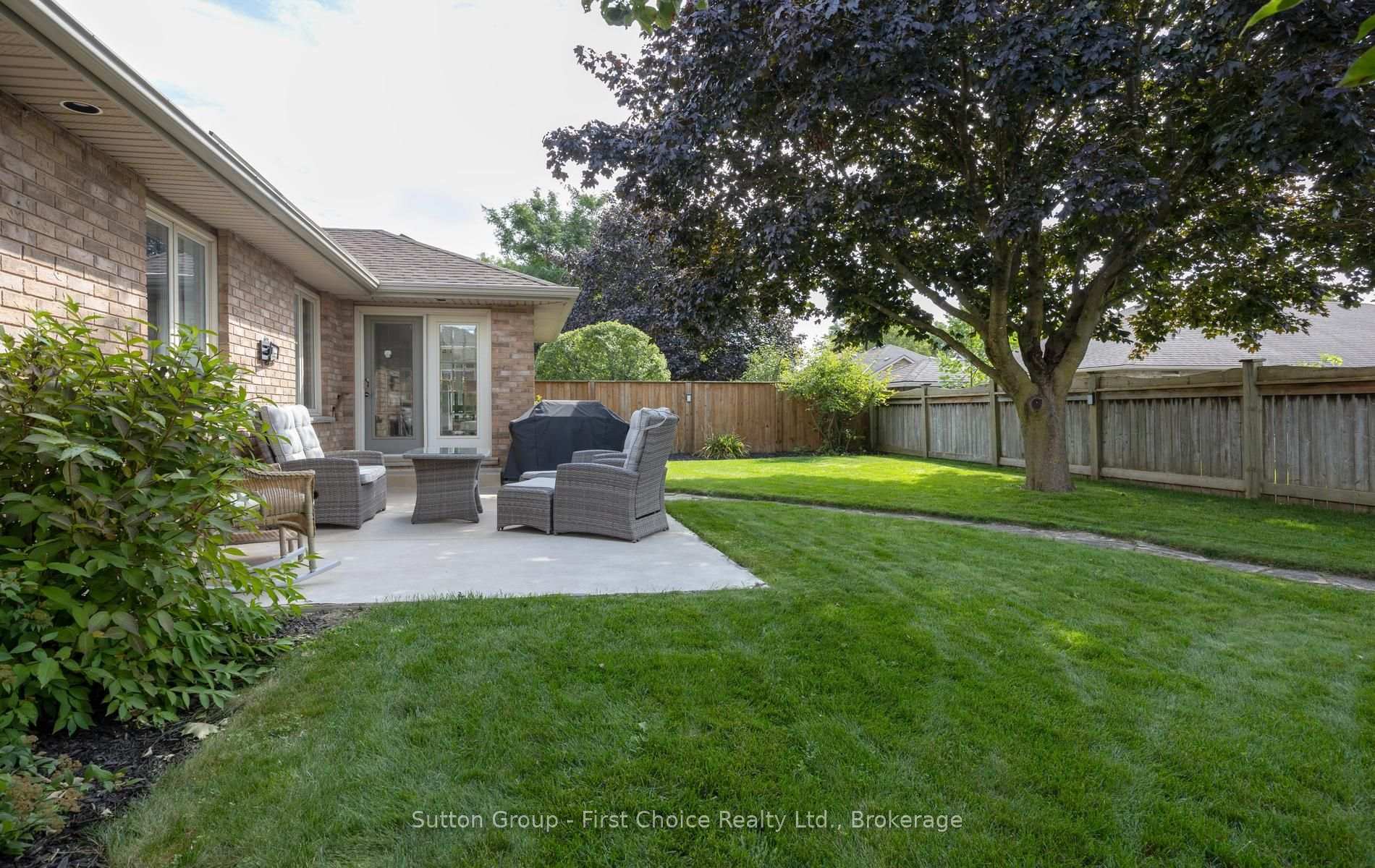 Photo 39 of 259 Briarhill Drive, Stratford — HOMEH