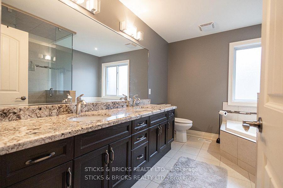 Photo 15 of 6415 Christopher Crescent, Niagara Falls, Forestview — HOMEH