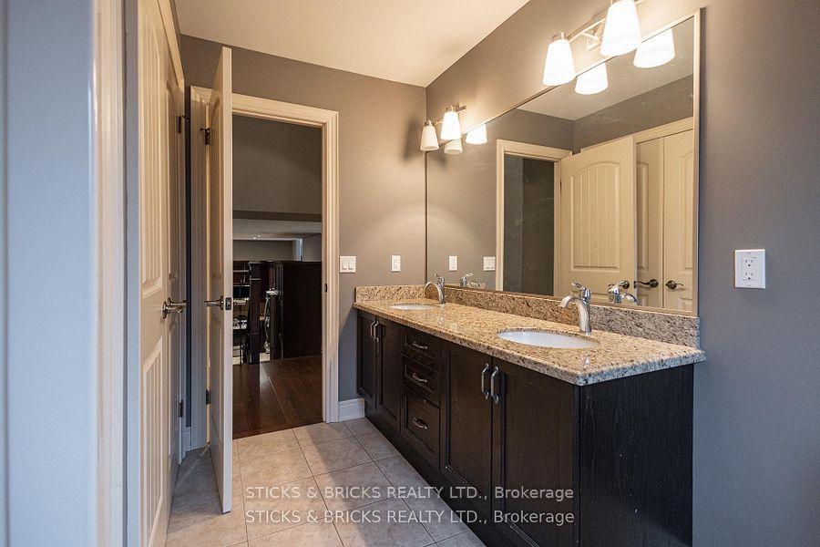 Photo 19 of 6415 Christopher Crescent, Niagara Falls, Forestview — HOMEH