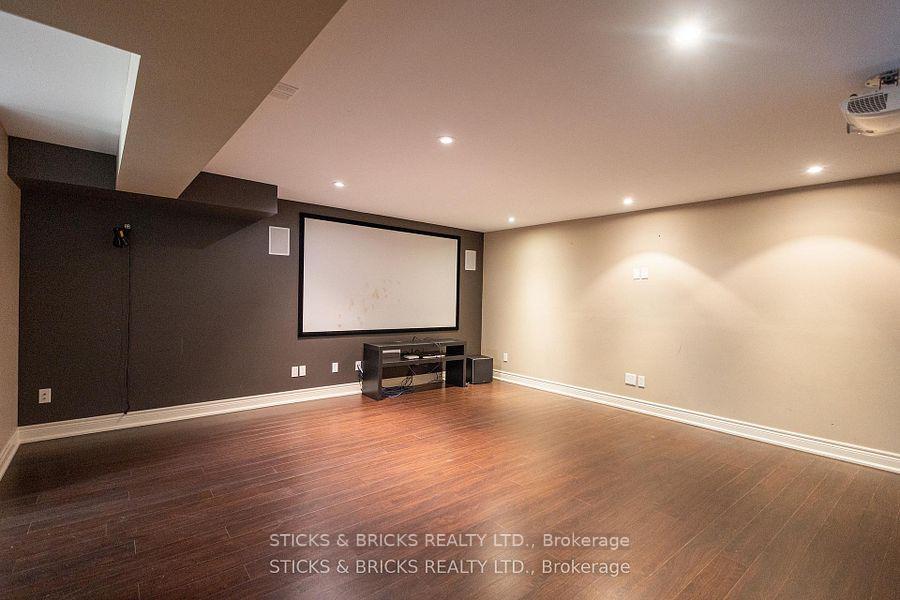 Photo 25 of 6415 Christopher Crescent, Niagara Falls, Forestview — HOMEH