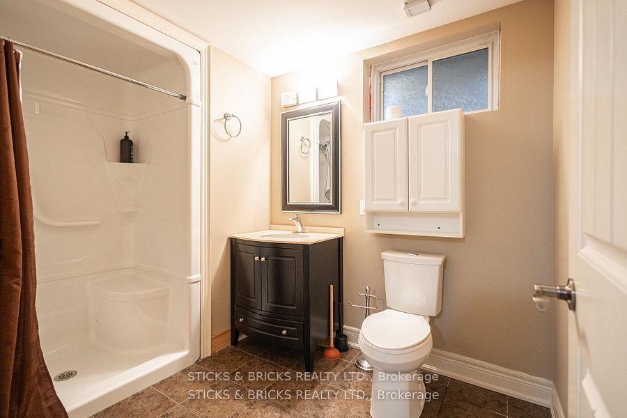Photo 28 of 6415 Christopher Crescent, Niagara Falls, Forestview — HOMEH