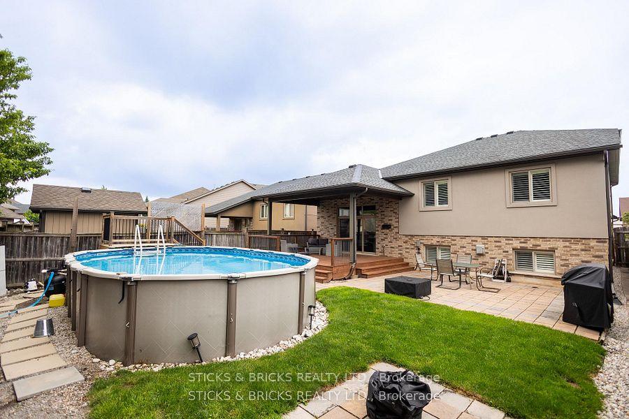 Photo 30 of 6415 Christopher Crescent, Niagara Falls, Forestview — HOMEH