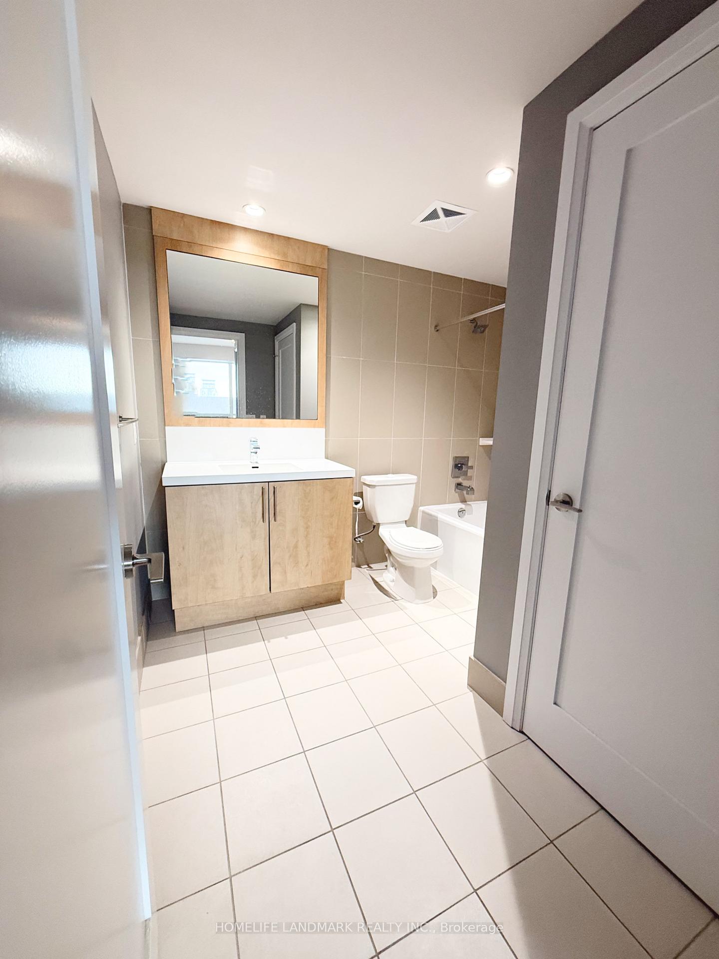 Photo 7 of 5 Sheppard Avenue E, North York, Newtonbrook East — HOMEH
