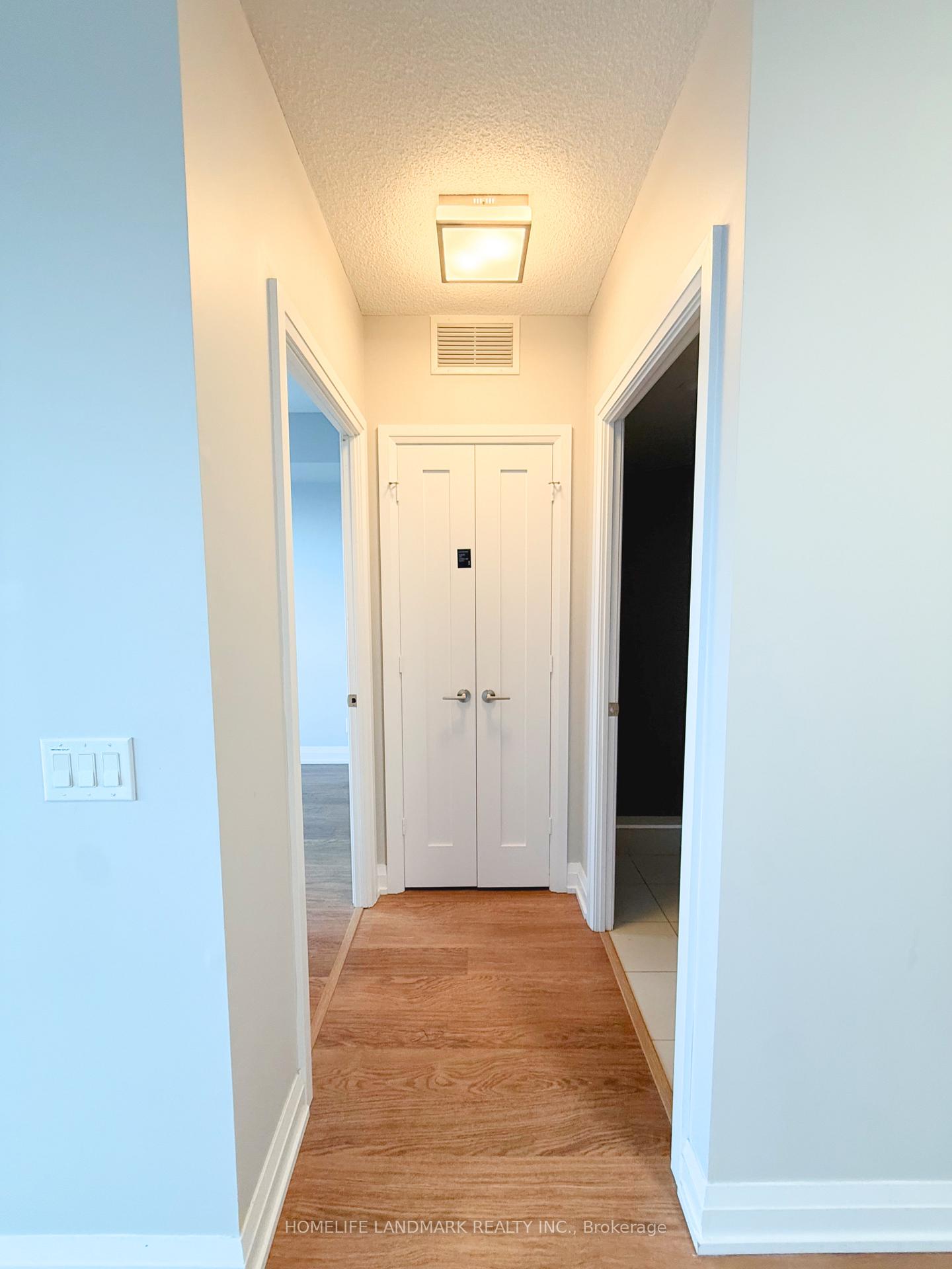 Photo 9 of 5 Sheppard Avenue E, North York, Newtonbrook East — HOMEH