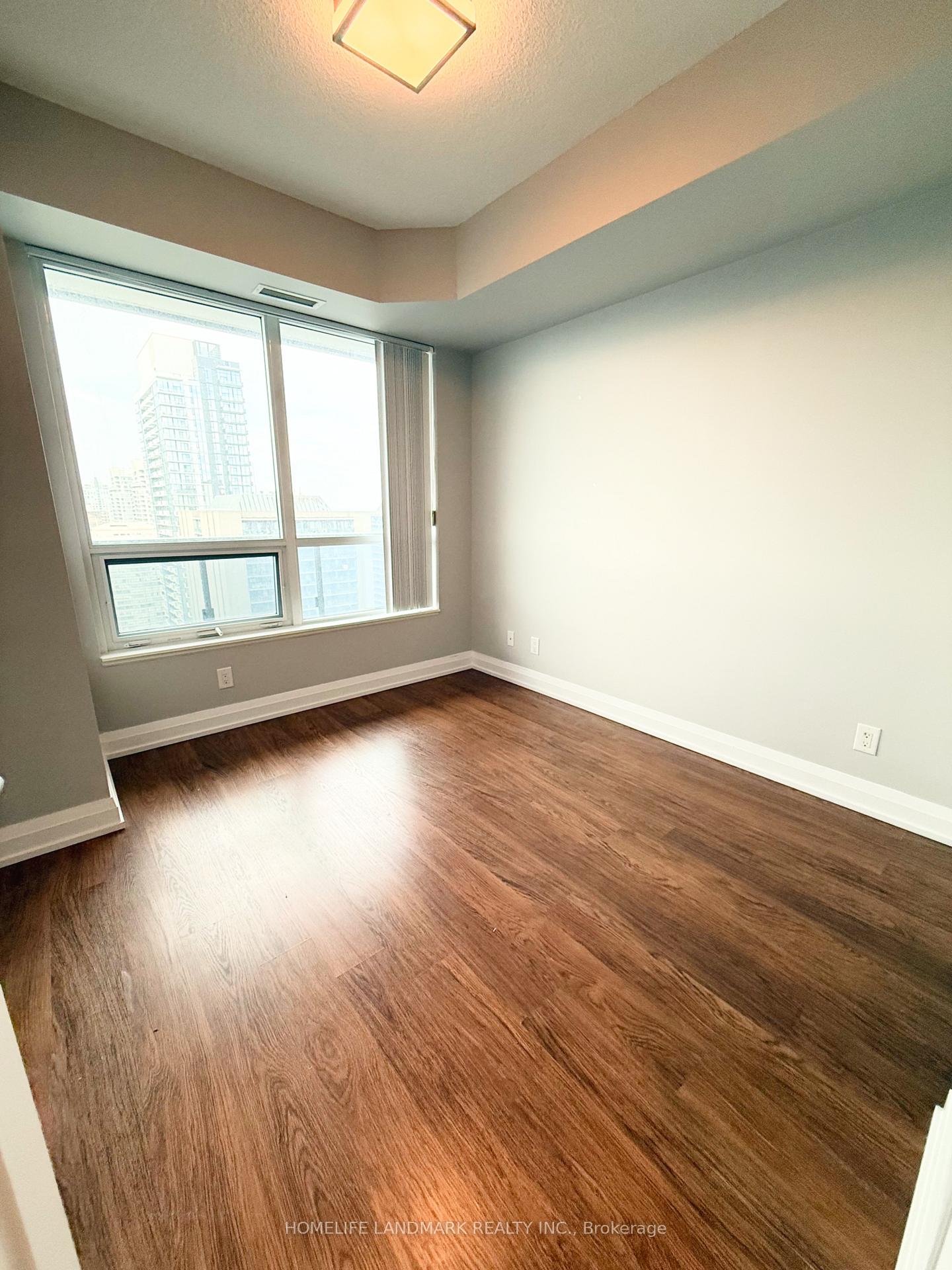 Photo 10 of 5 Sheppard Avenue E, North York, Newtonbrook East — HOMEH