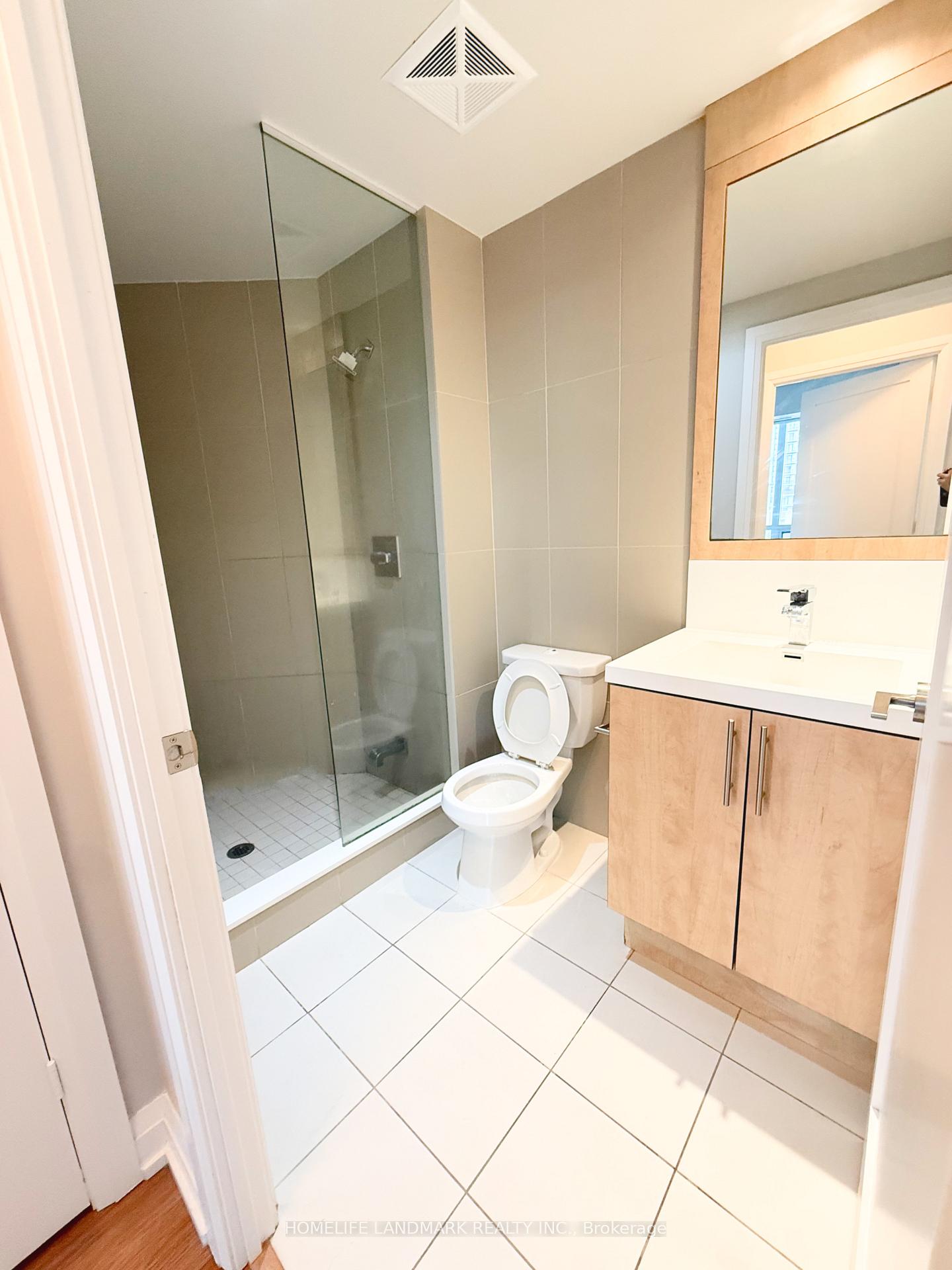 Photo 11 of 5 Sheppard Avenue E, North York, Newtonbrook East — HOMEH