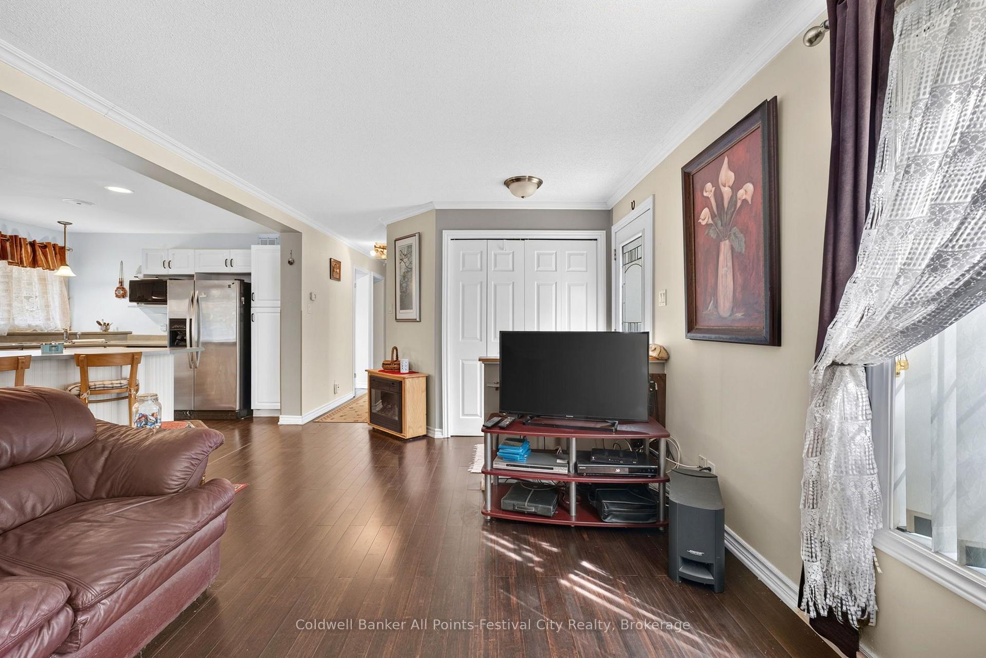 Photo 10 of 905 White Cedar Drive, Central Huron, Goderich — HOMEH