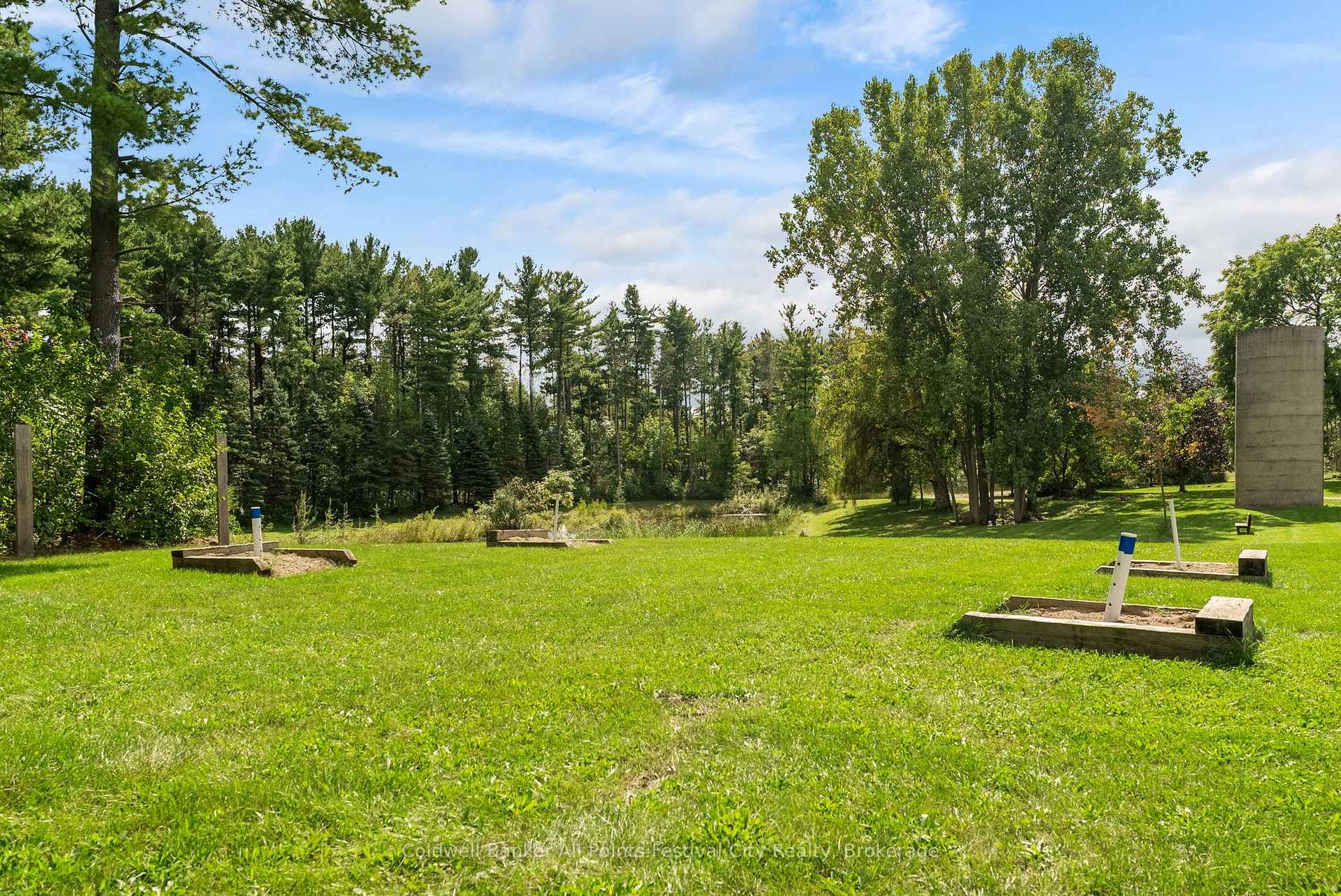 Photo 35 of 905 White Cedar Drive, Central Huron, Goderich — HOMEH