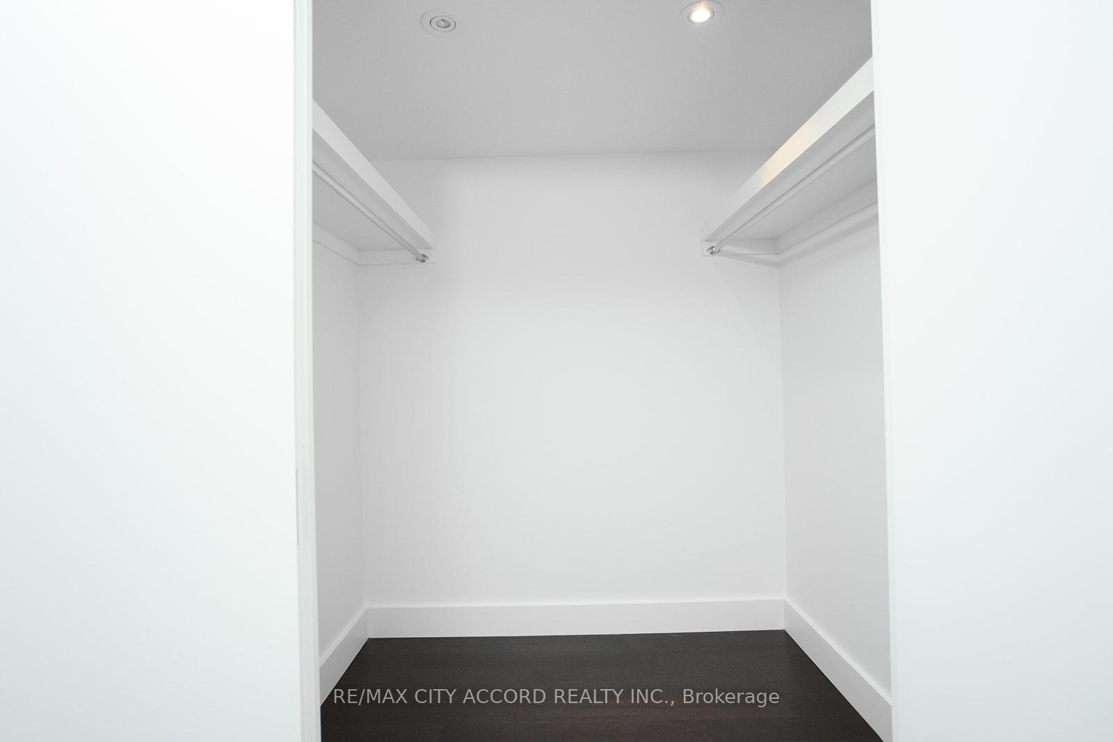 Photo 19 of Unit 2018, 33 Harbour Square, Toronto, Waterfront Communities — HOMEH