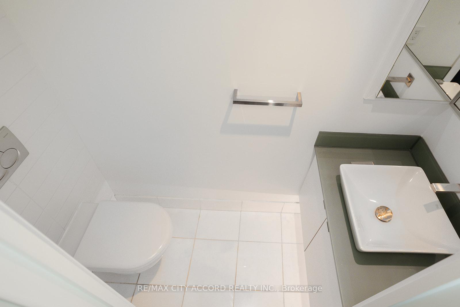 Photo 22 of Unit 2018, 33 Harbour Square, Toronto, Waterfront Communities — HOMEH
