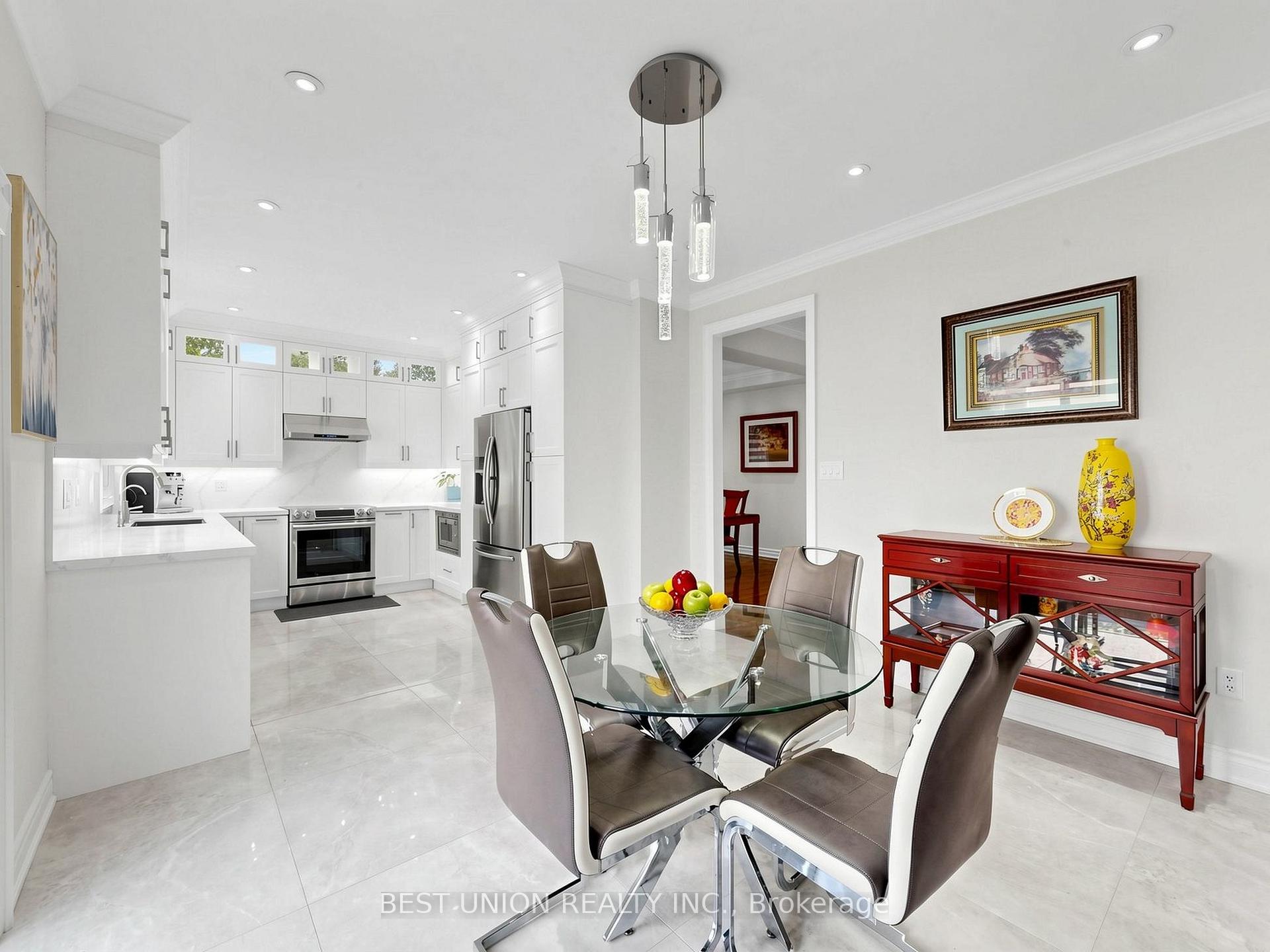 Photo 27 of 40 Gemini Crescent, Richmond Hill, Rouge Woods — HOMEH