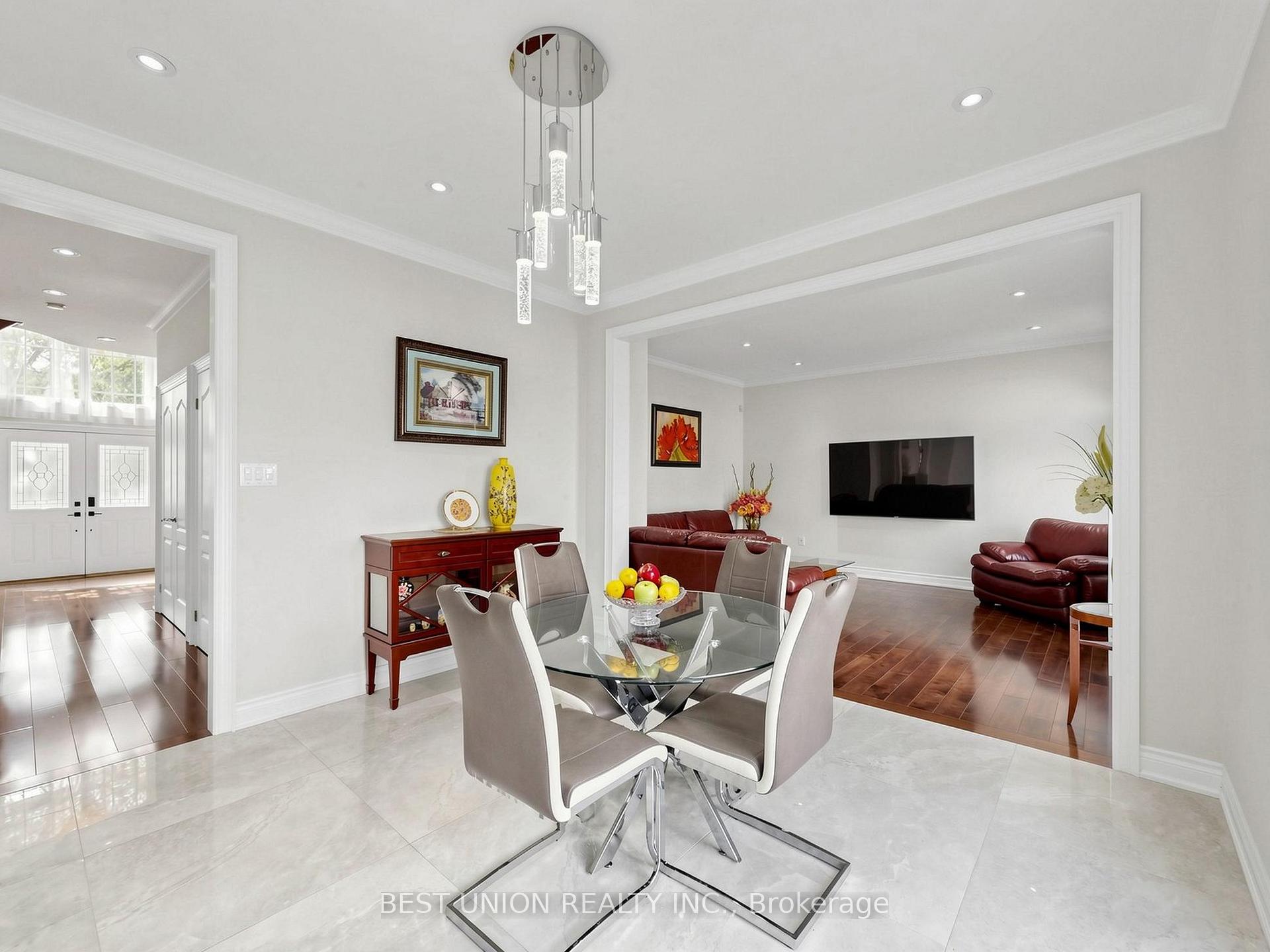 Photo 28 of 40 Gemini Crescent, Richmond Hill, Rouge Woods — HOMEH