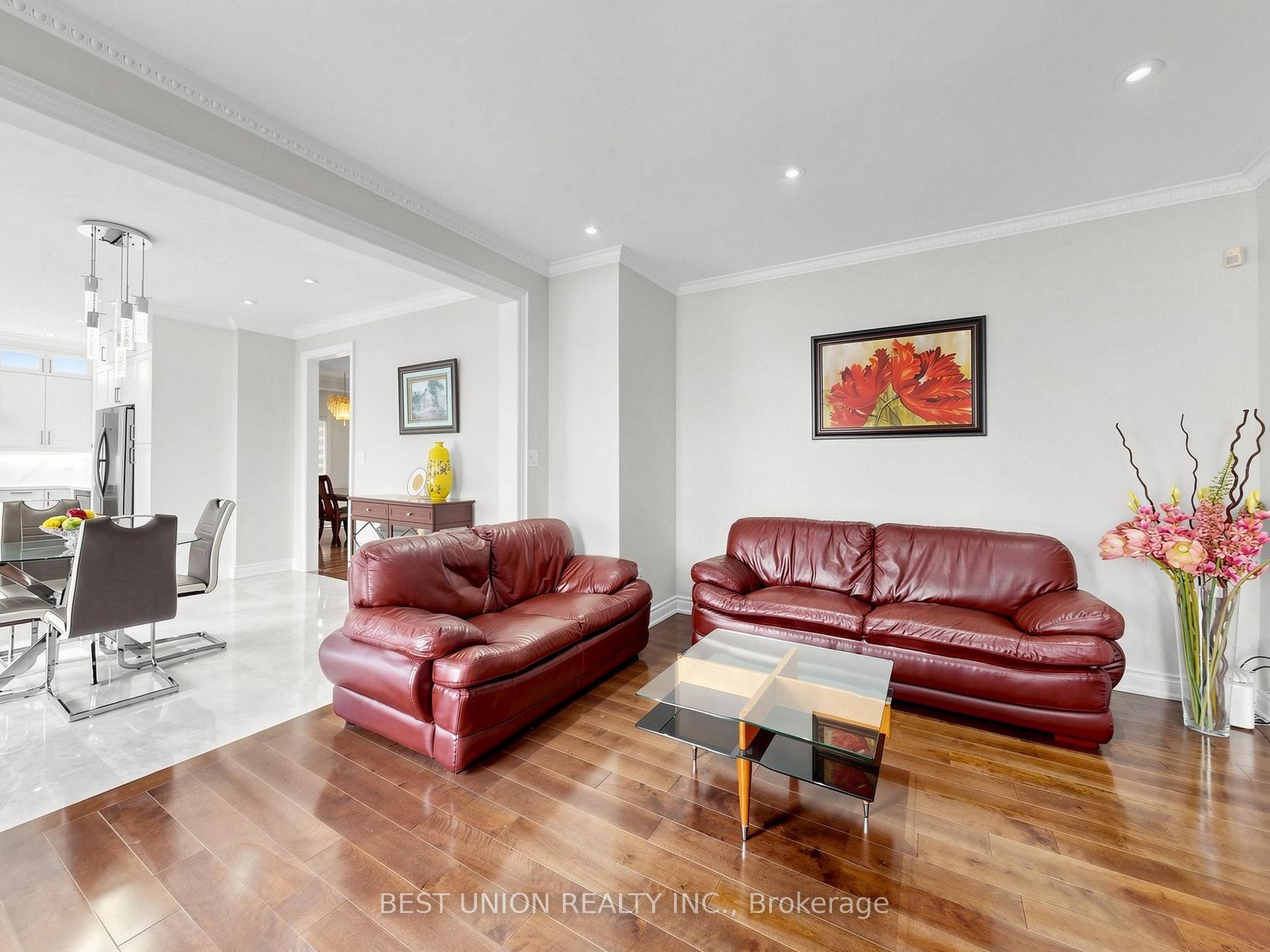 Photo 31 of 40 Gemini Crescent, Richmond Hill, Rouge Woods — HOMEH