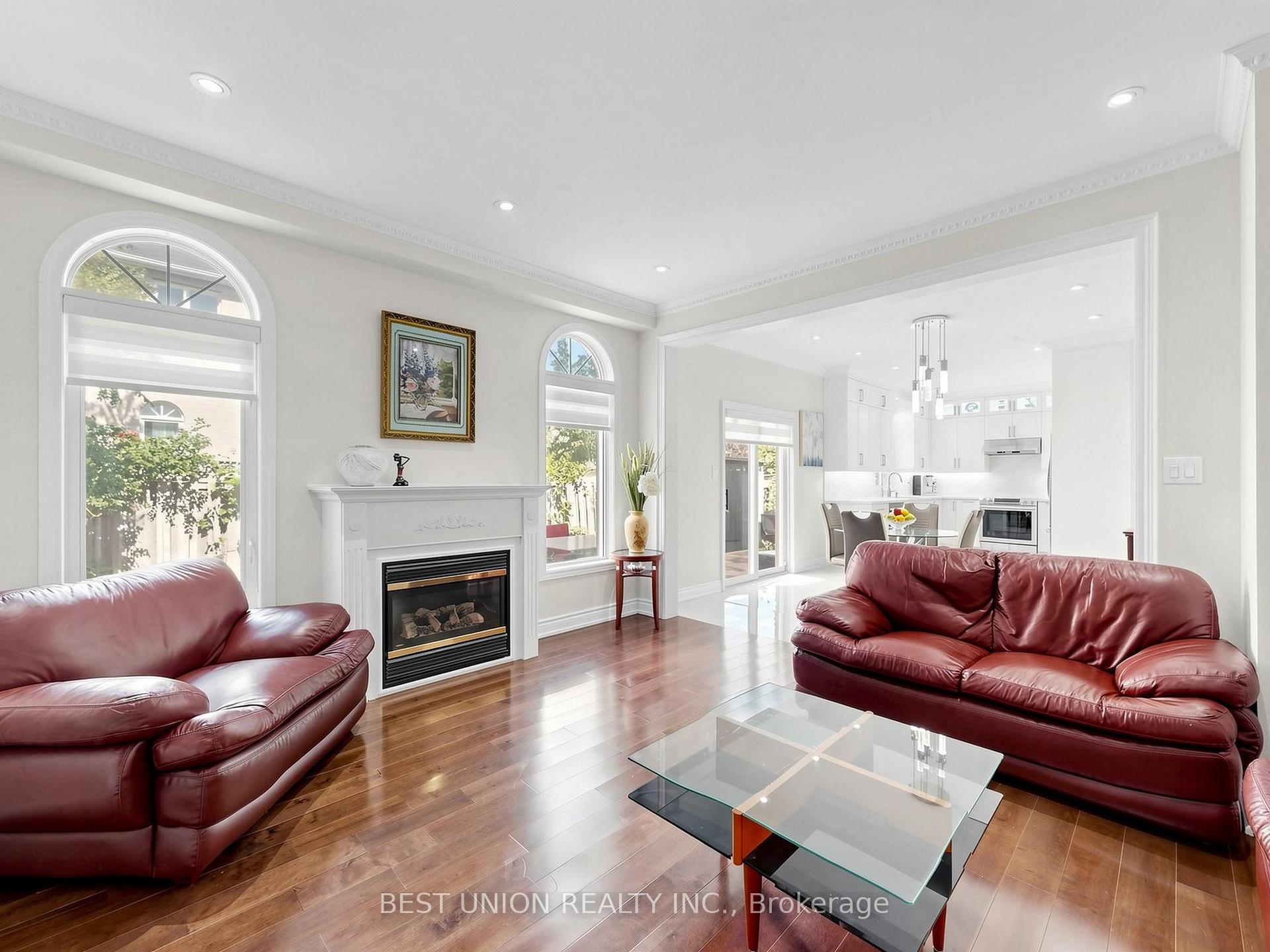 Photo 33 of 40 Gemini Crescent, Richmond Hill, Rouge Woods — HOMEH