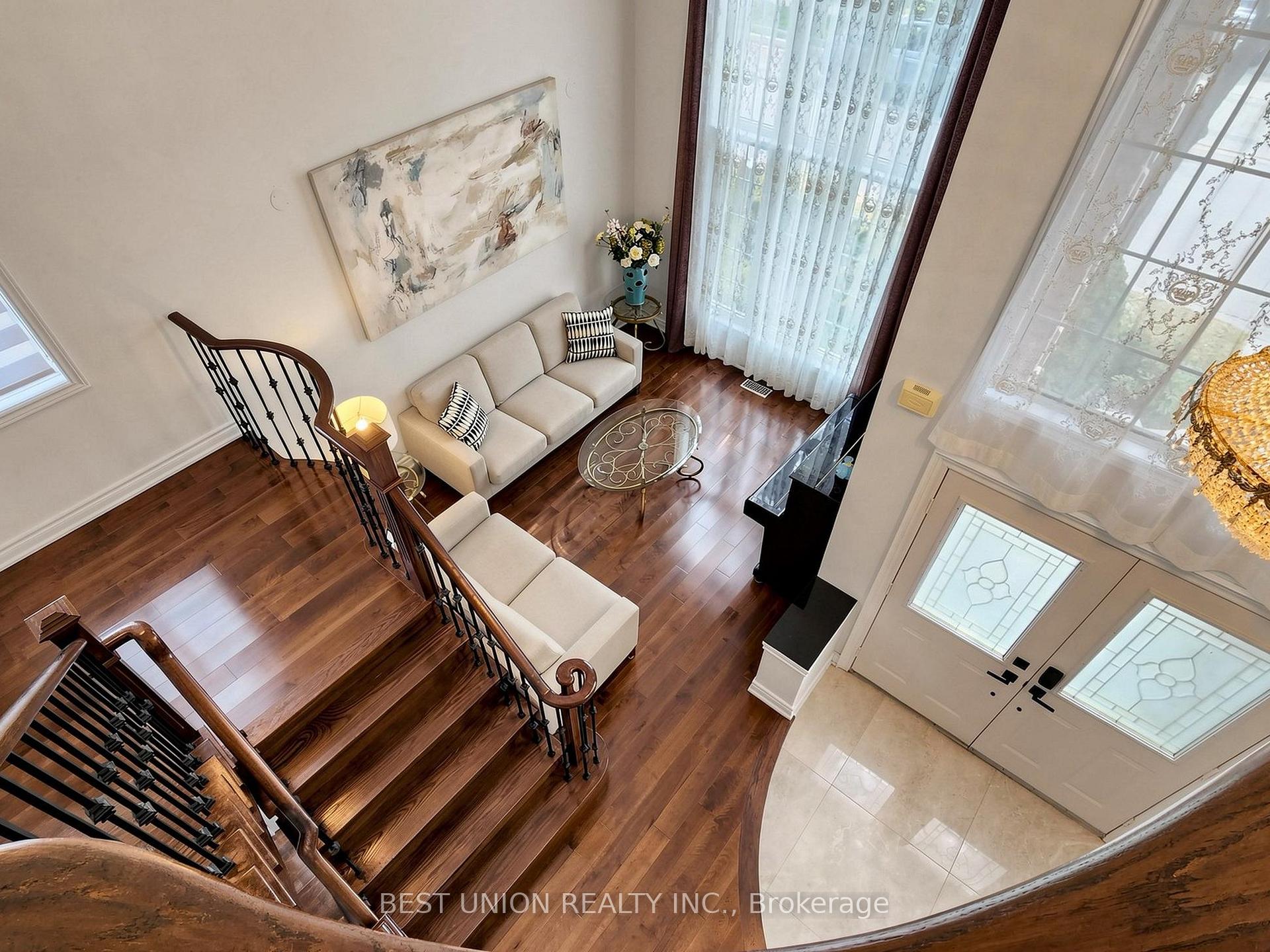 Photo 36 of 40 Gemini Crescent, Richmond Hill, Rouge Woods — HOMEH