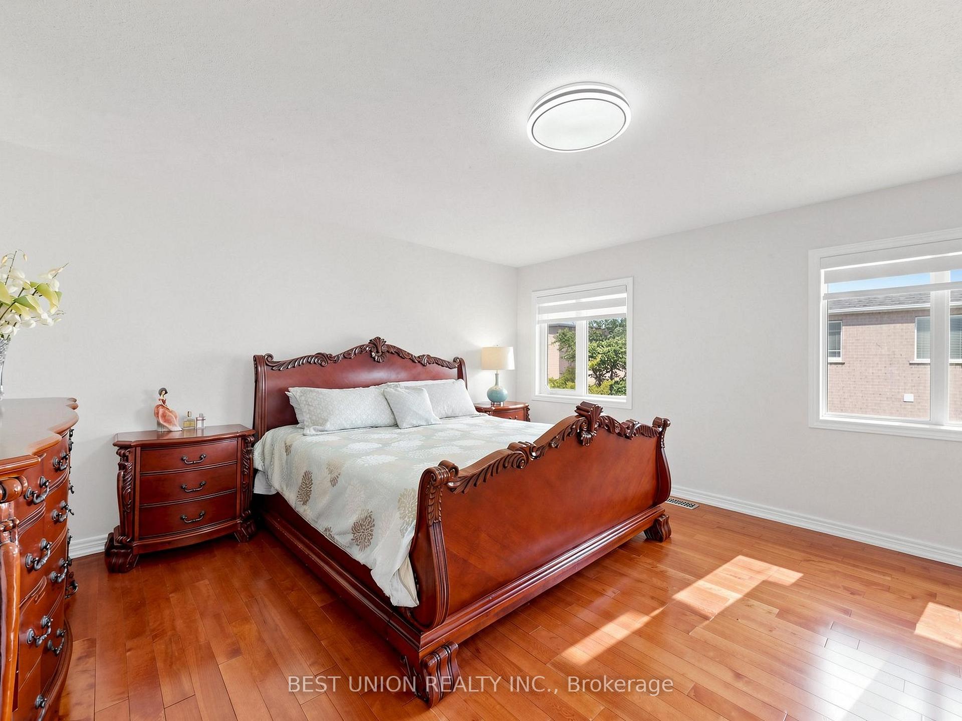 Photo 37 of 40 Gemini Crescent, Richmond Hill, Rouge Woods — HOMEH