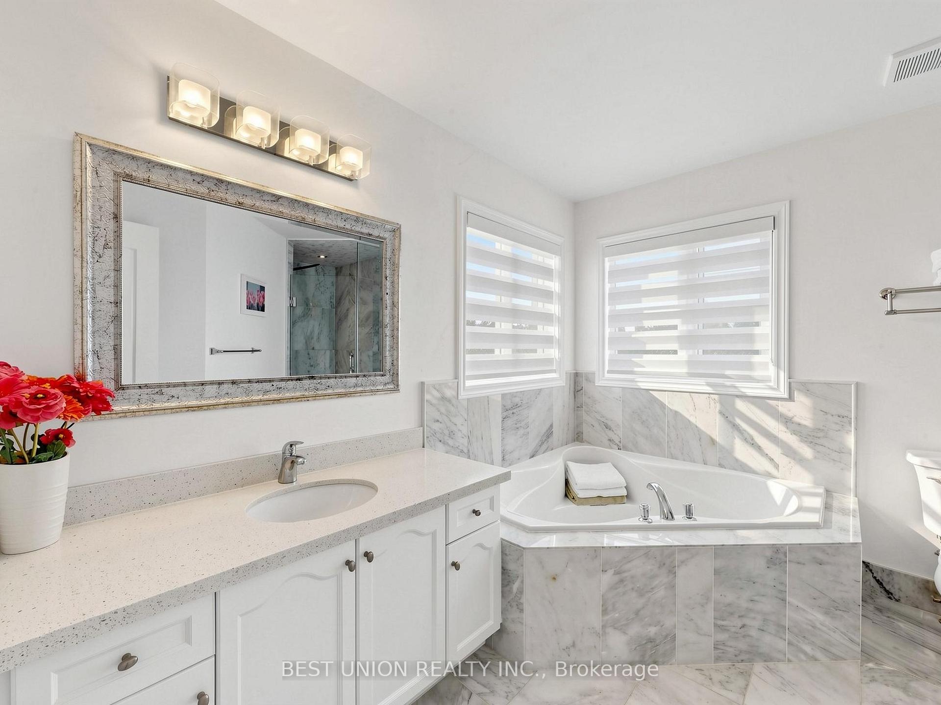 Photo 40 of 40 Gemini Crescent, Richmond Hill, Rouge Woods — HOMEH