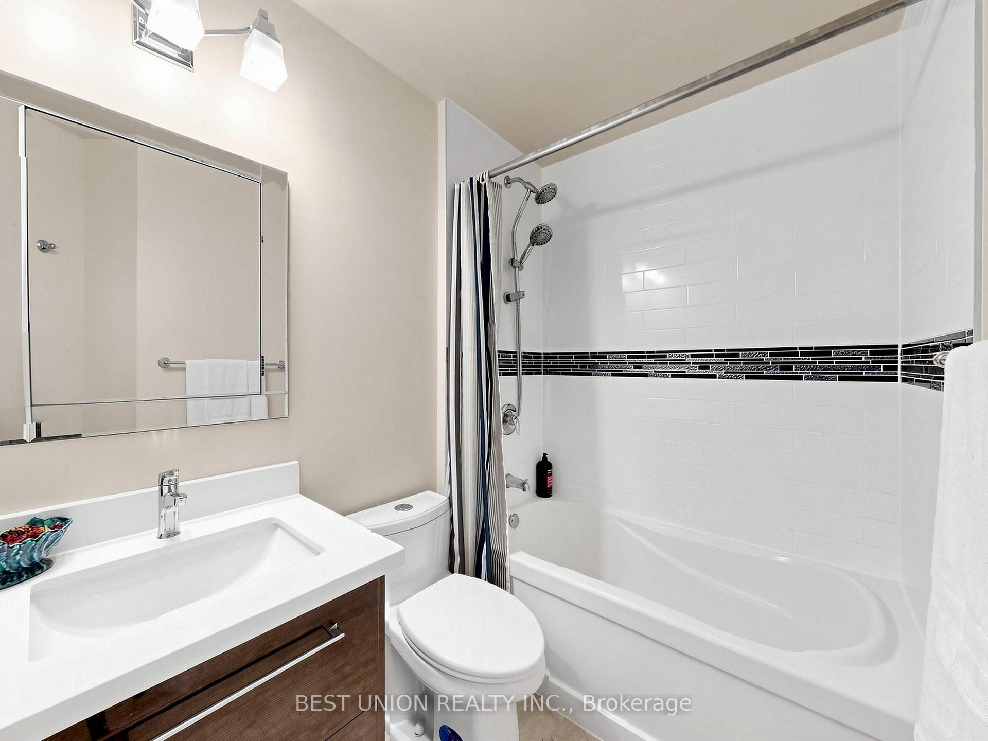 Photo 48 of 40 Gemini Crescent, Richmond Hill, Rouge Woods — HOMEH