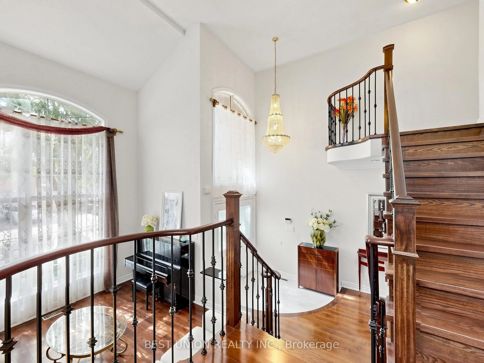 Photo 35 of 40 Gemini Crescent, Richmond Hill, Rouge Woods — HOMEH