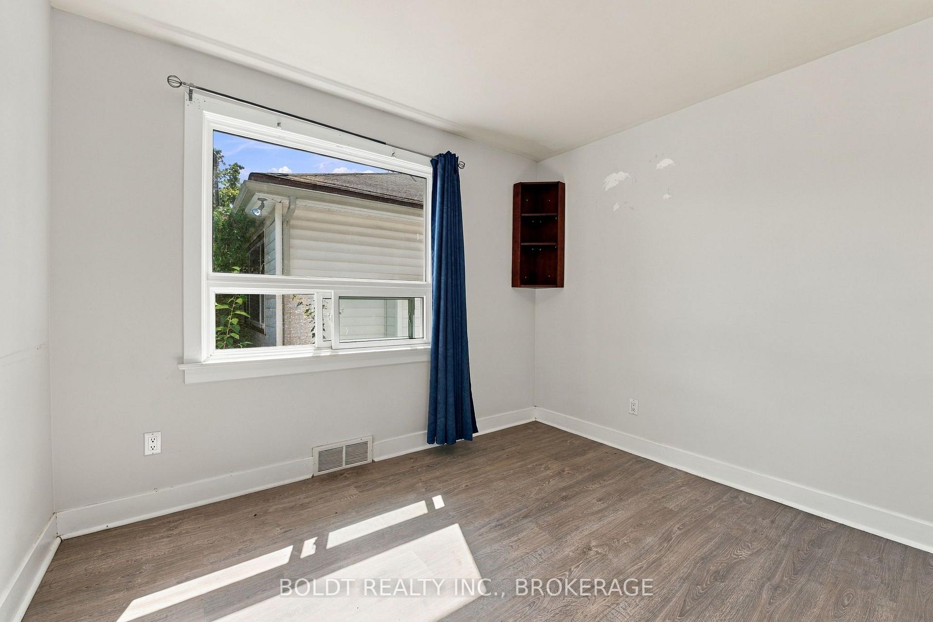 Photo 15 of Unit Upper, 403 Grantham Avenue, St. Catharines, Carlton/Bunting — HOMEH