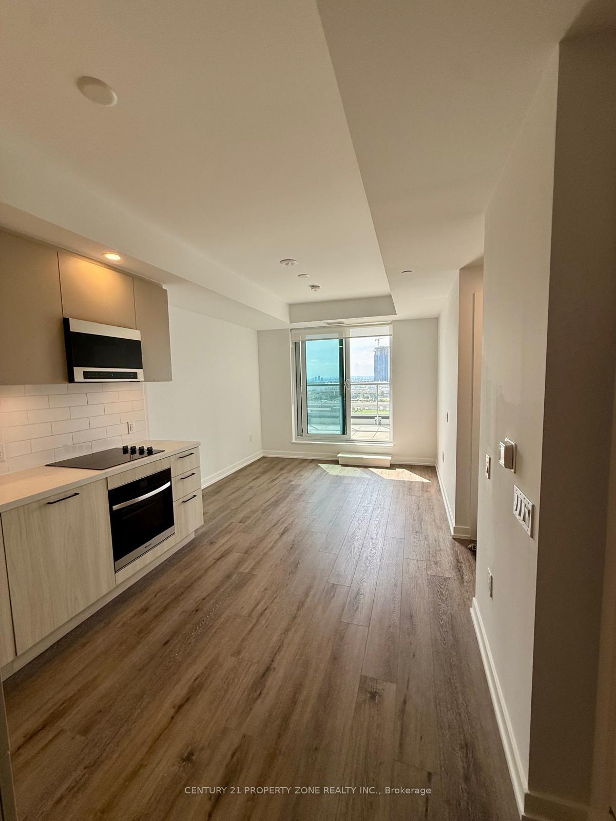 Photo 1 of Unit 904, 21 Meadowdale Road, Vaughan, Vaughan Corporate Centre — HOMEH