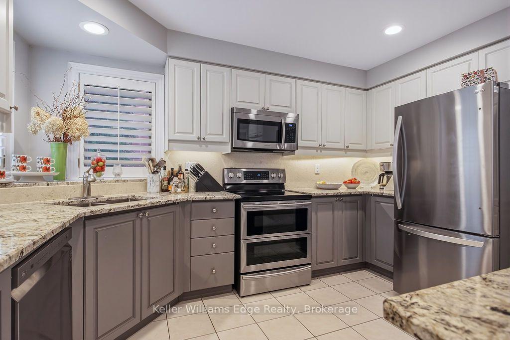 Photo 11 of 2084 Mckerlie Crescent, Burlington, Rose — HOMEH