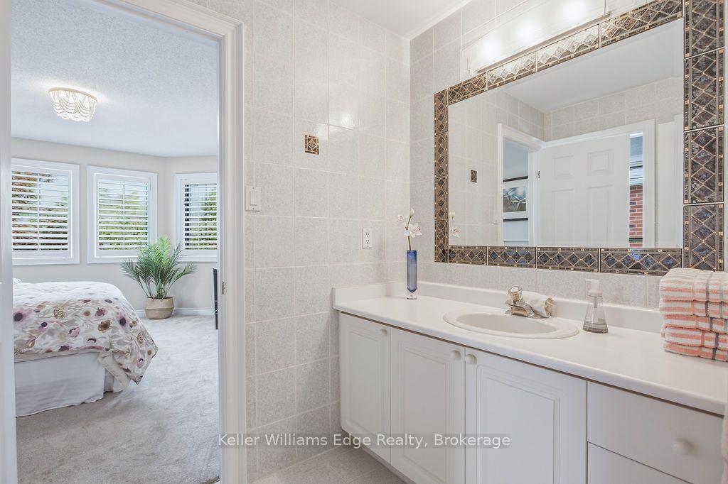 Photo 33 of 2084 Mckerlie Crescent, Burlington, Rose — HOMEH