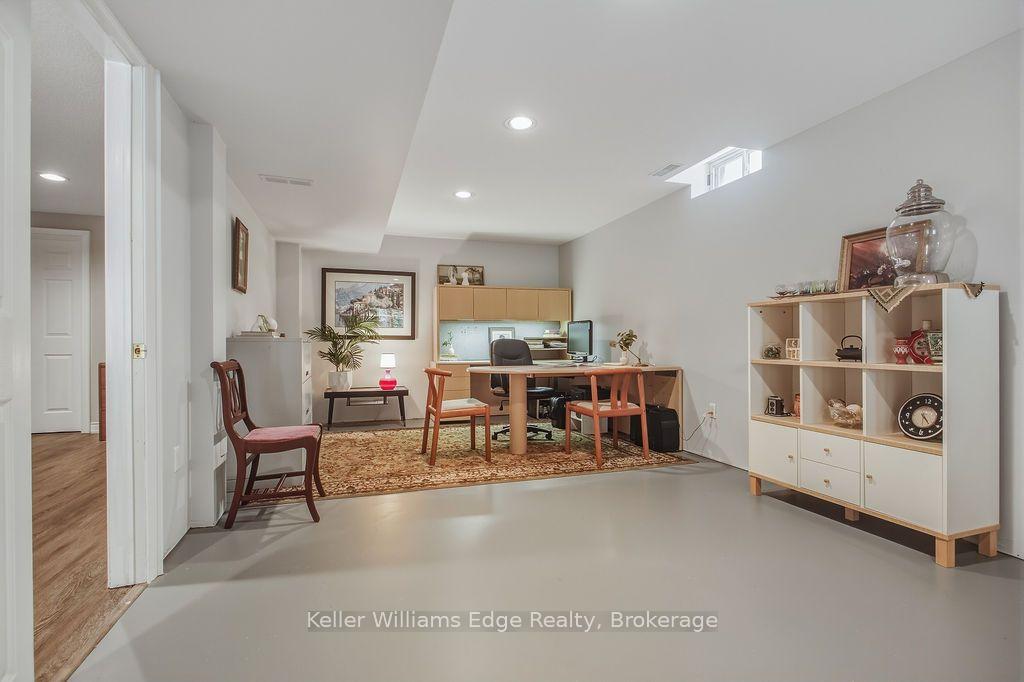 Photo 41 of 2084 Mckerlie Crescent, Burlington, Rose — HOMEH