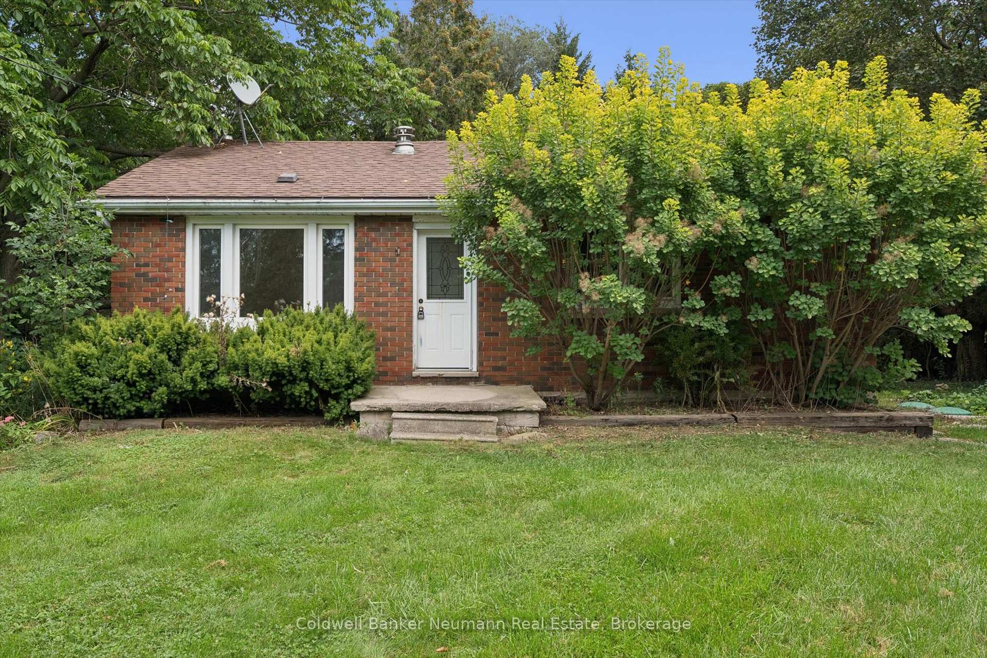 Photo of 7241 Wellington Rd 21