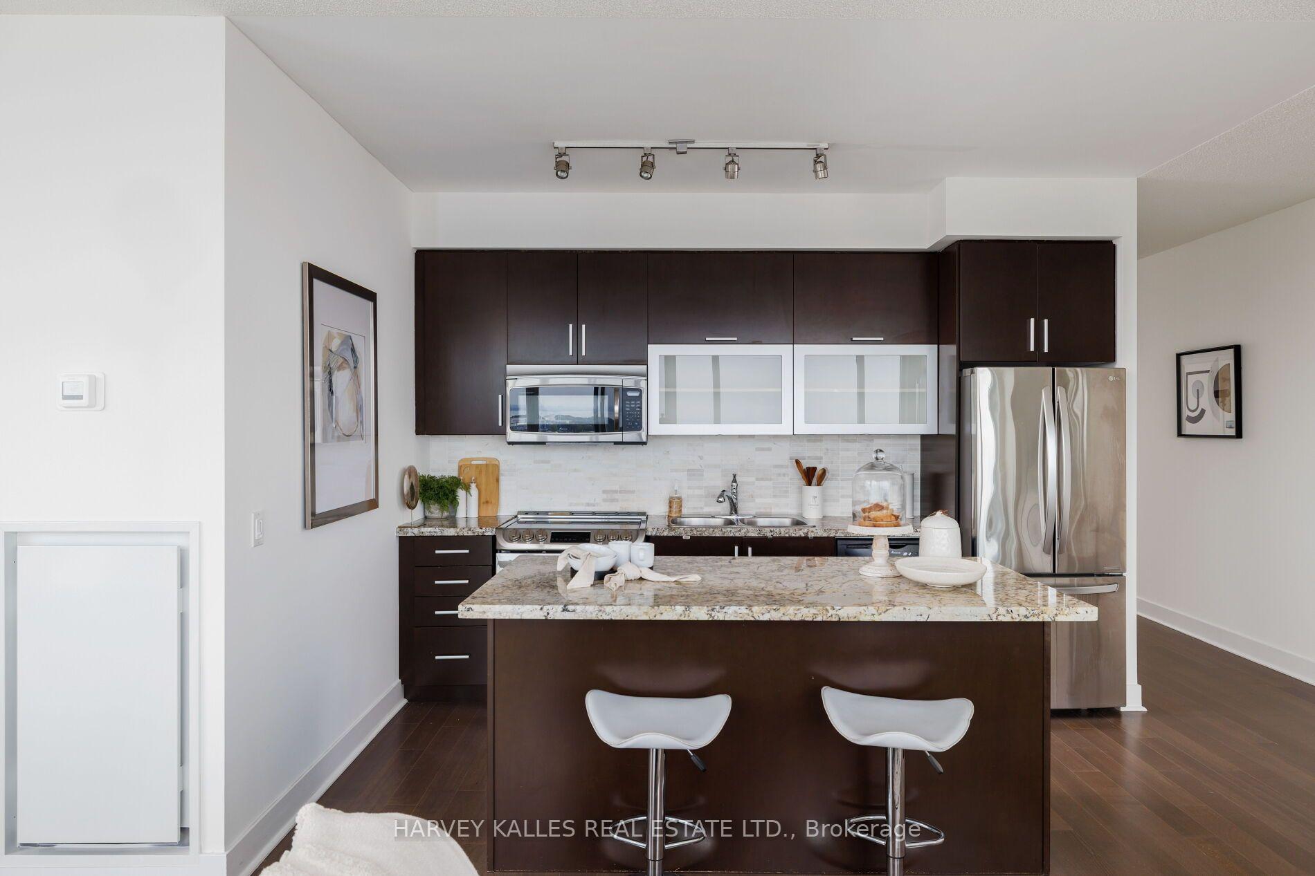 Photo 17 of Unit 1206, 90 Stadium Road, Toronto, Niagara — HOMEH